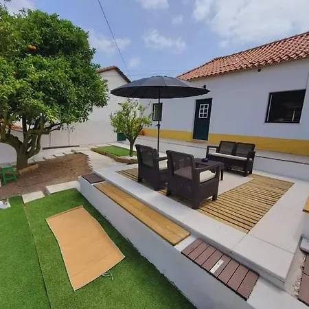 Casa Da Laranjeira Tatil Evi *